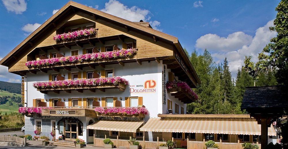 Hotel Dolomiten 多比亚科 外观 照片
